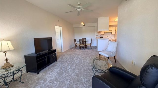 6490 Aragon WAY 205, Fort Myers, FL 33966