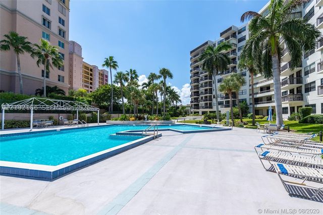 2900 NE 14th St Cswy 402, Pompano Beach, FL 33062