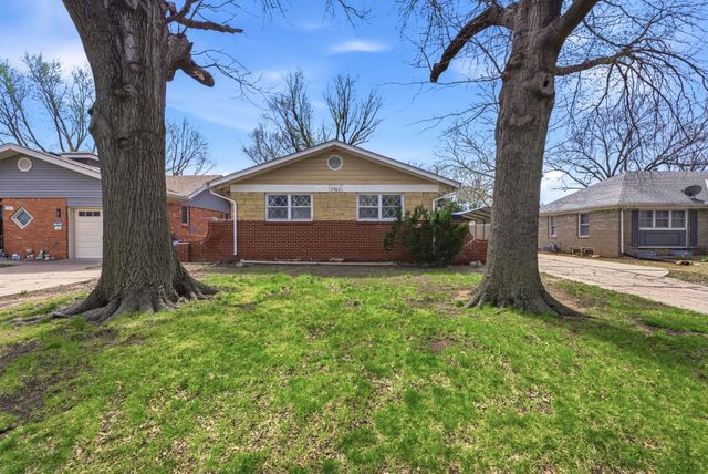 7903 E INDIANAPOLIS STREET, Wichita, KS 67207