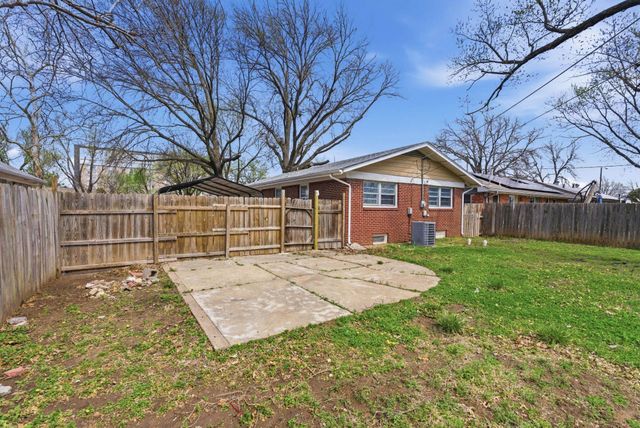 7903 E INDIANAPOLIS STREET, Wichita, KS 67207