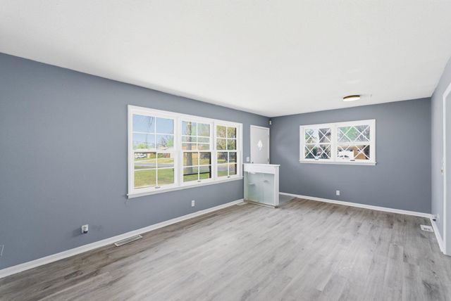 7903 E INDIANAPOLIS STREET, Wichita, KS 67207