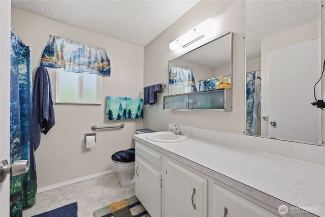 5743 39th Avenue SE, Lacey, WA 98503