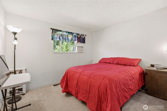 5743 39th Avenue SE, Lacey, WA 98503