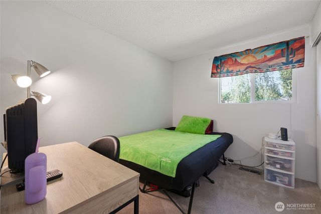 5743 39th Avenue SE, Lacey, WA 98503