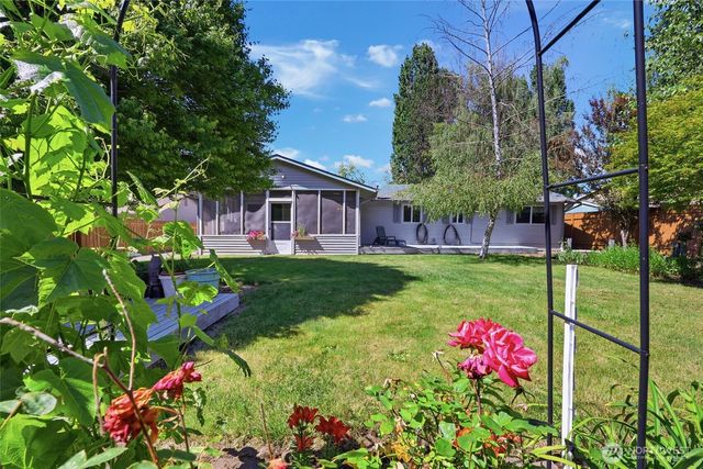 5743 39th Avenue SE, Lacey, WA 98503
