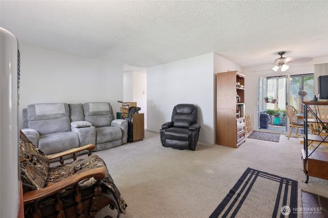 5743 39th Avenue SE, Lacey, WA 98503