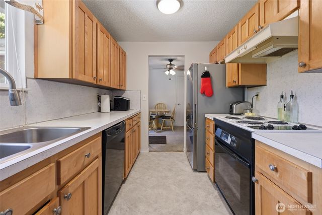 5743 39th Avenue SE, Lacey, WA 98503