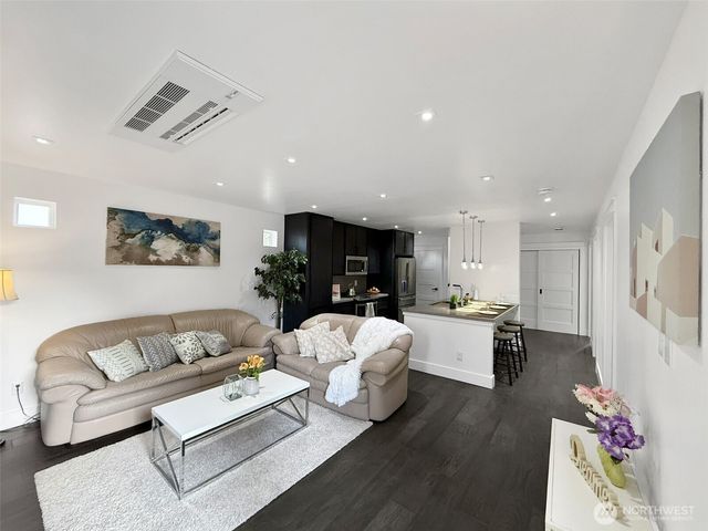 620 Stevens Avenue NW, Renton, WA 98507