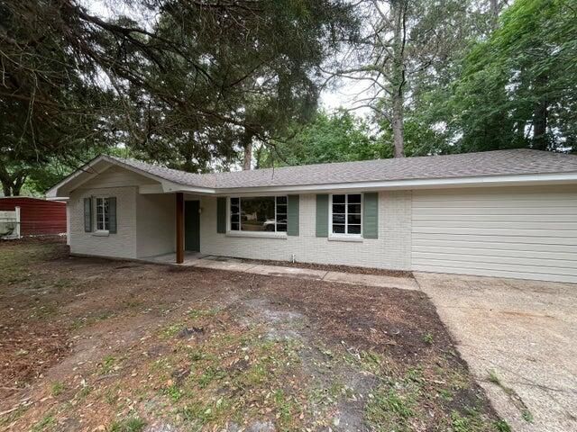 302 Williams St., Petal, MS 39465