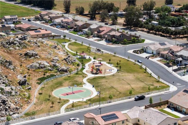 28295 Memory Lane, Winchester, CA 92596