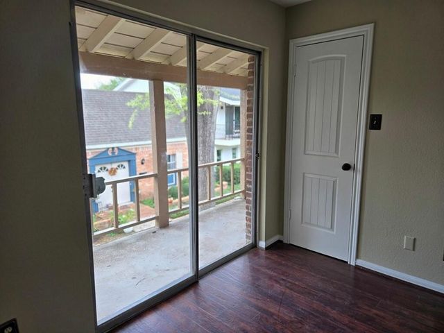 1779 Saxony Lane, Houston, TX 77058