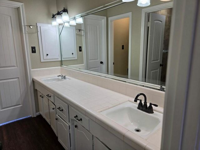 1779 Saxony Lane, Houston, TX 77058