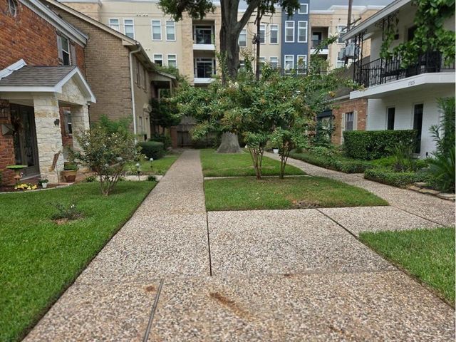 1779 Saxony Lane, Houston, TX 77058