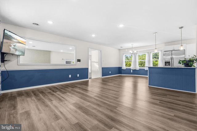 12712 GROSSTOWN RD, Hughesville, MD 20637