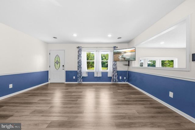12712 GROSSTOWN RD, Hughesville, MD 20637