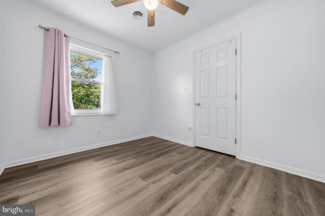 12712 GROSSTOWN RD, Hughesville, MD 20637