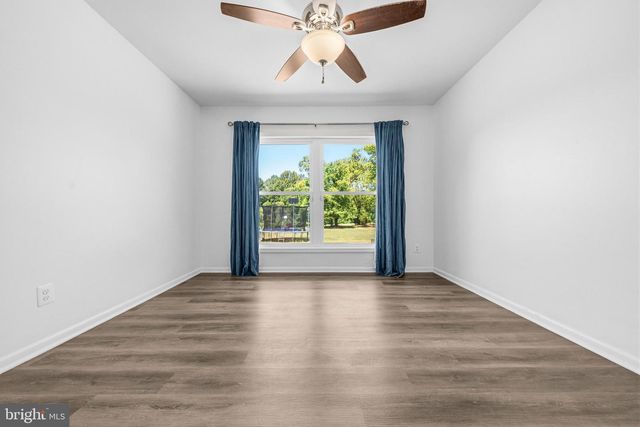 12712 GROSSTOWN RD, Hughesville, MD 20637