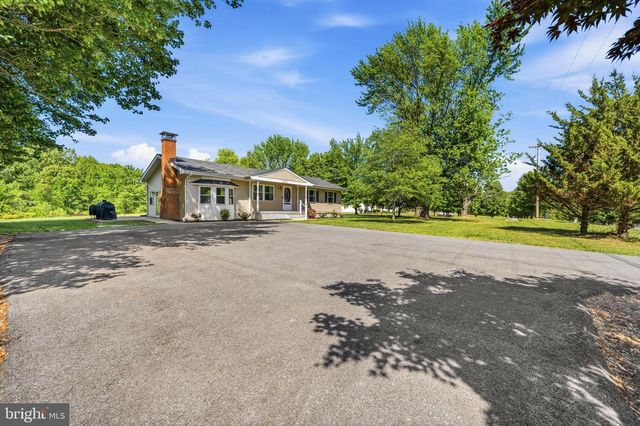 12712 GROSSTOWN RD, Hughesville, MD 20637