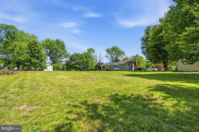 12712 GROSSTOWN RD, Hughesville, MD 20637
