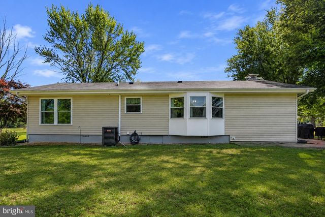 12712 GROSSTOWN RD, Hughesville, MD 20637