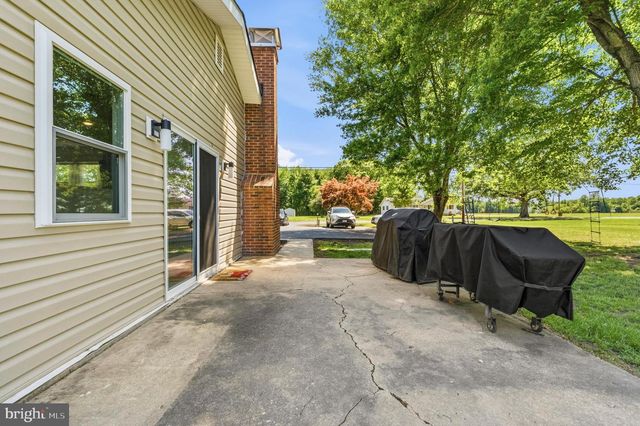 12712 GROSSTOWN RD, Hughesville, MD 20637