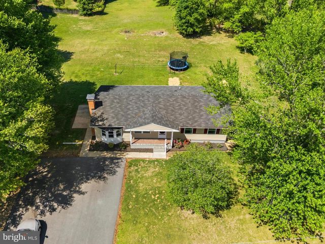 12712 GROSSTOWN RD, Hughesville, MD 20637