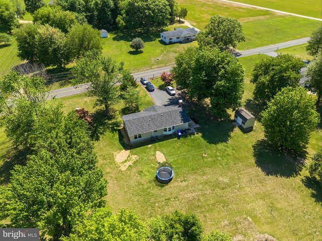 12712 GROSSTOWN RD, Hughesville, MD 20637