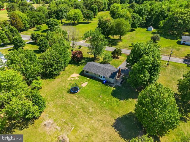 12712 GROSSTOWN RD, Hughesville, MD 20637