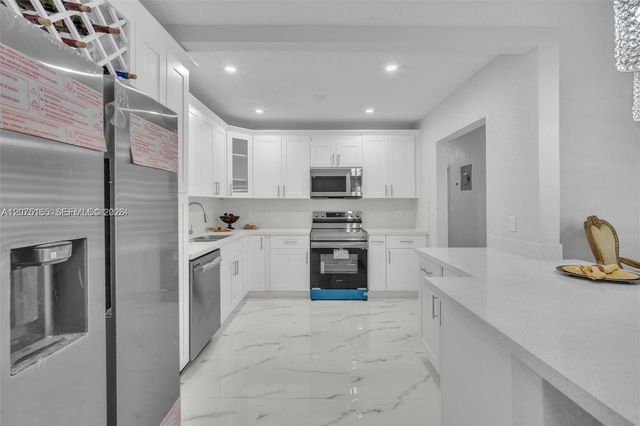 741 NE 8th Street, Pompano Beach, FL 33060