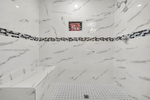741 NE 8th Street, Pompano Beach, FL 33060