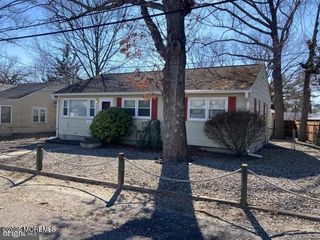 60 Edwards Road, Brick, NJ 08723