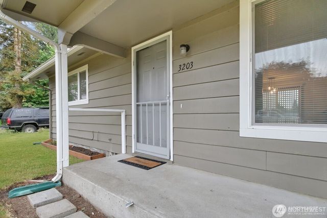 3201 - 3203 Laurel Lane, Centralia, WA 98531