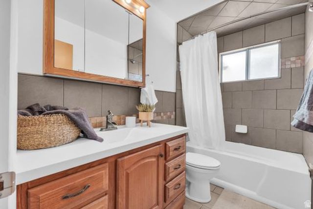 787 E REDMAPLE CIR, Salt Lake City, UT 84106