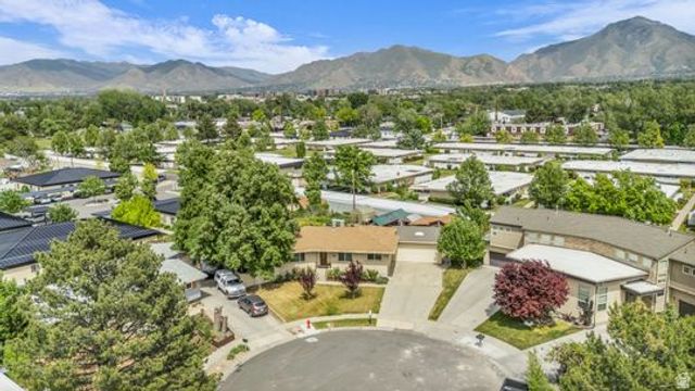 787 E REDMAPLE CIR, Salt Lake City, UT 84106