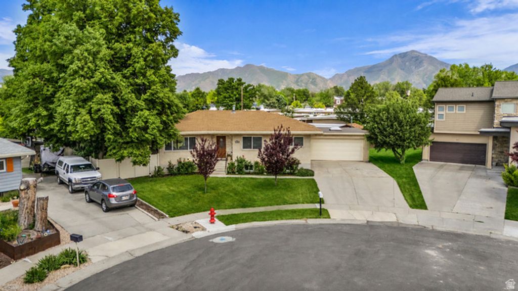787 E REDMAPLE CIR, Salt Lake City, UT 84106