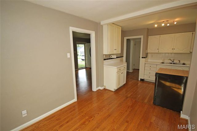 986 Woodbine Drive, Crestwood, MO 63126