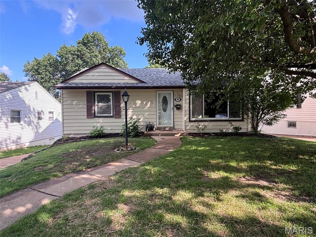986 Woodbine Drive, Crestwood, MO 63126
