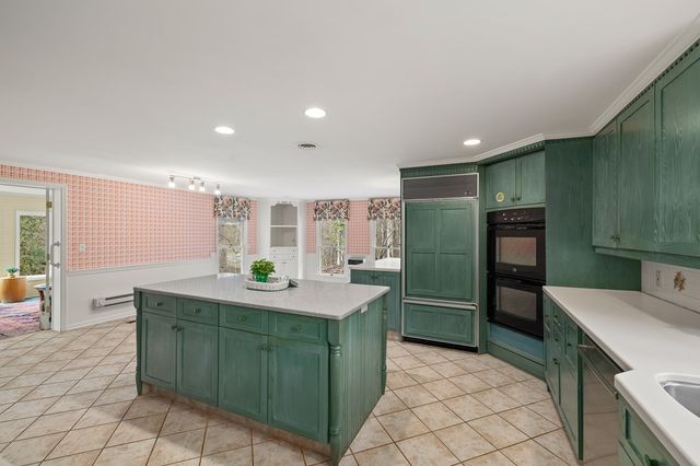 1805 Westover Ln, Mansfield, OH 44906