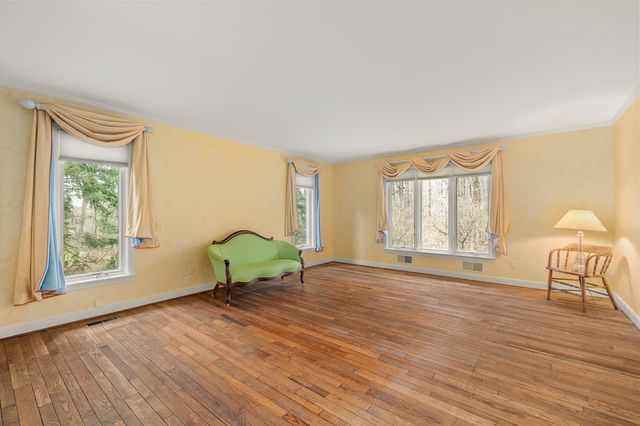 1805 Westover Ln, Mansfield, OH 44906