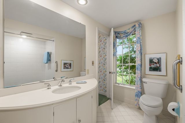 1805 Westover Ln, Mansfield, OH 44906