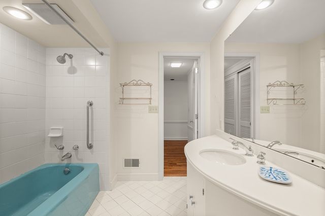 1805 Westover Ln, Mansfield, OH 44906