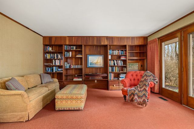 1805 Westover Ln, Mansfield, OH 44906