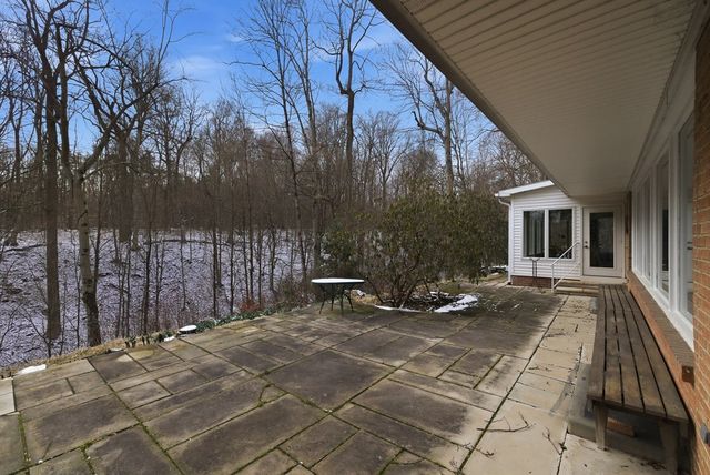 1805 Westover Ln, Mansfield, OH 44906