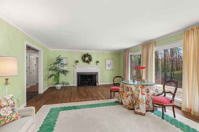 1805 Westover Ln, Mansfield, OH 44906