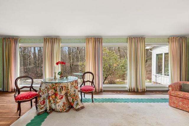 1805 Westover Ln, Mansfield, OH 44906