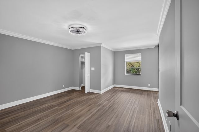 6935 Huntington Lane 207, Delray Beach, FL 33446