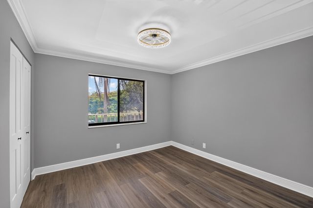6935 Huntington Lane 207, Delray Beach, FL 33446