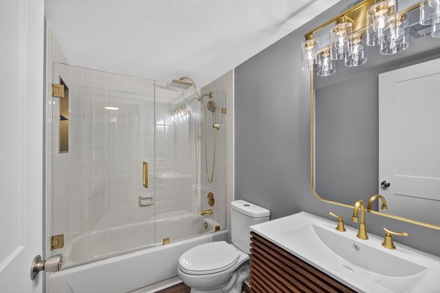 6935 Huntington Lane 207, Delray Beach, FL 33446