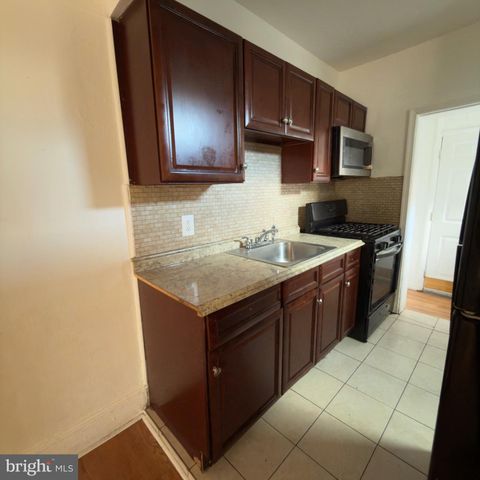 313 N REDFIELD ST, Philadelphia, PA 19139