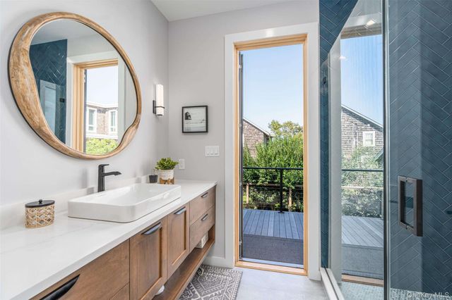 4 Atlantic Avenue, Seaview, NY 11770